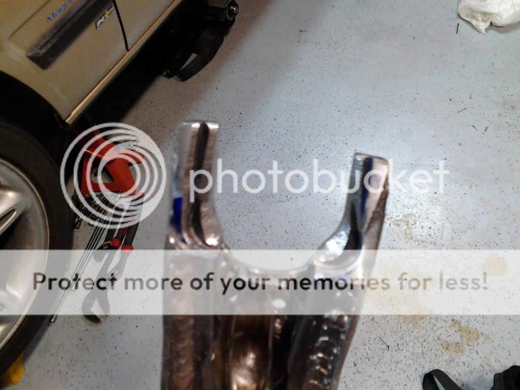 Hydraulic throwout bearing (Ford T5, behind Volvo)